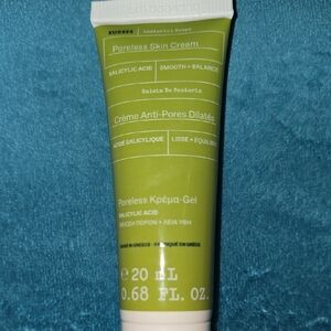 Korres Santorini Grape Poreless Skin Cream - Green
